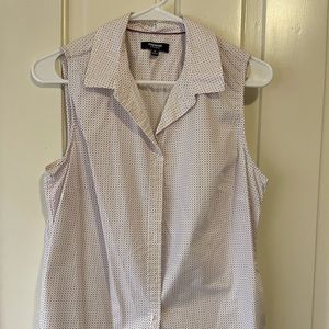 Premise Sleeveless Button Blouse Medium